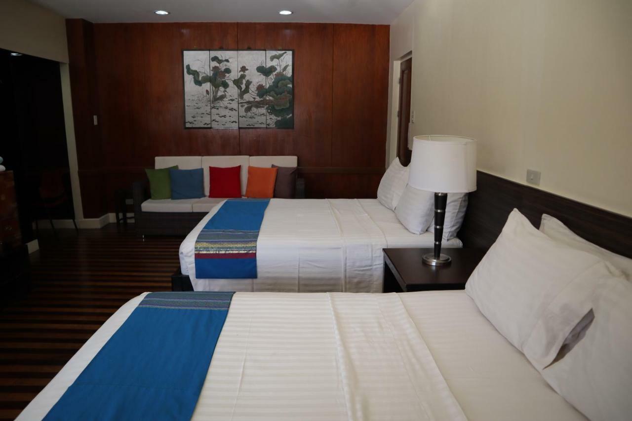 Domicilio Lorenzo Davao Bagian luar foto
