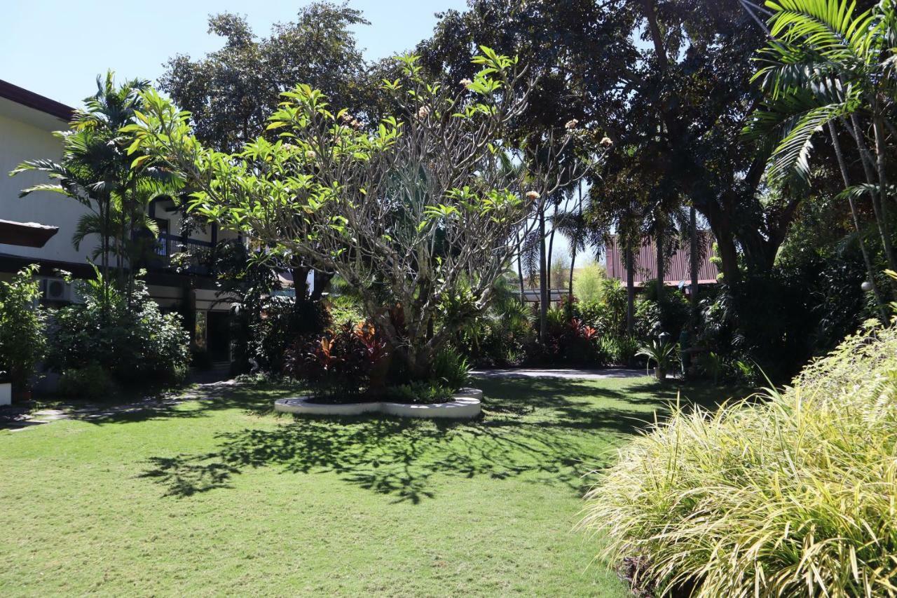 Domicilio Lorenzo Davao Bagian luar foto