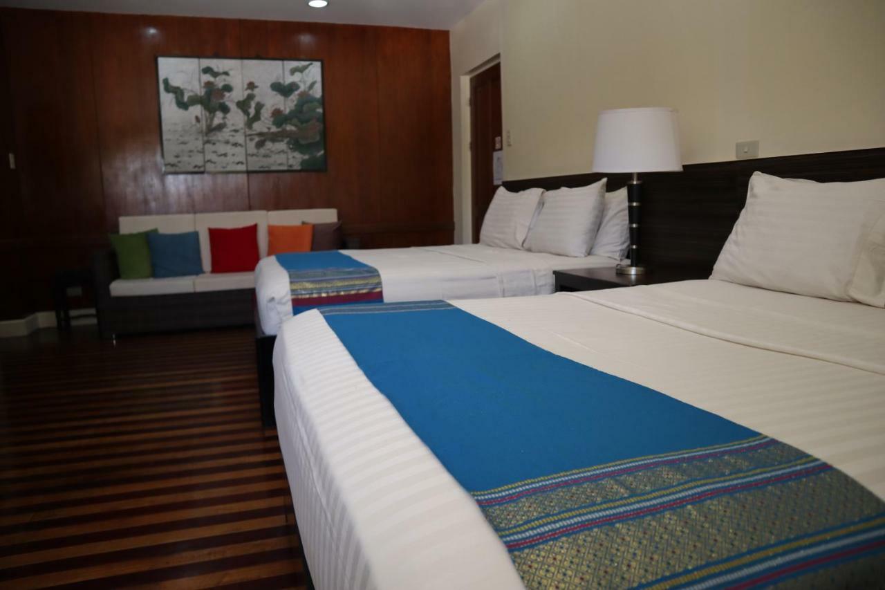 Domicilio Lorenzo Davao Bagian luar foto