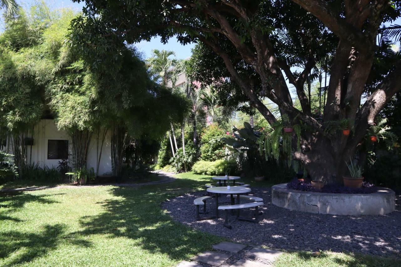 Domicilio Lorenzo Davao Bagian luar foto
