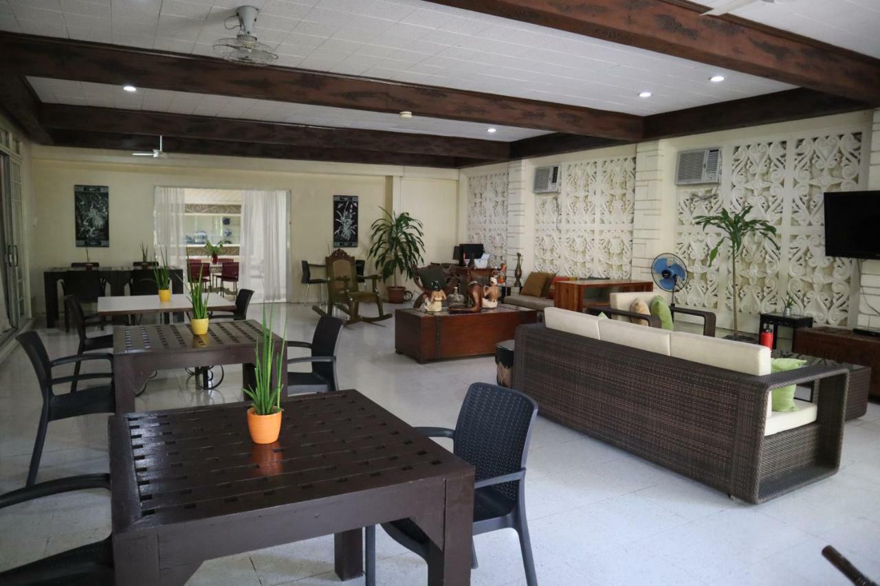 Domicilio Lorenzo Davao Bagian luar foto
