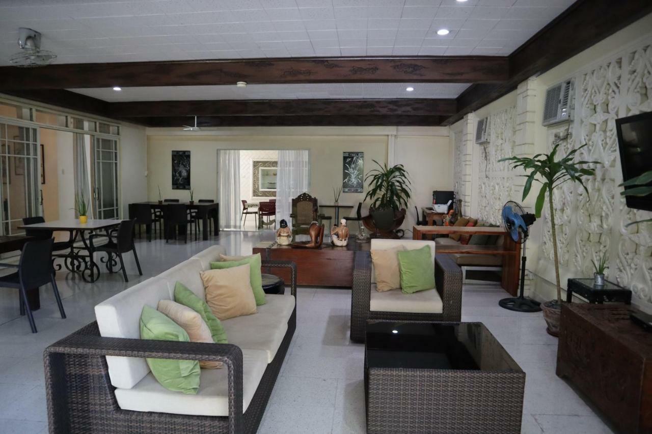 Domicilio Lorenzo Davao Bagian luar foto