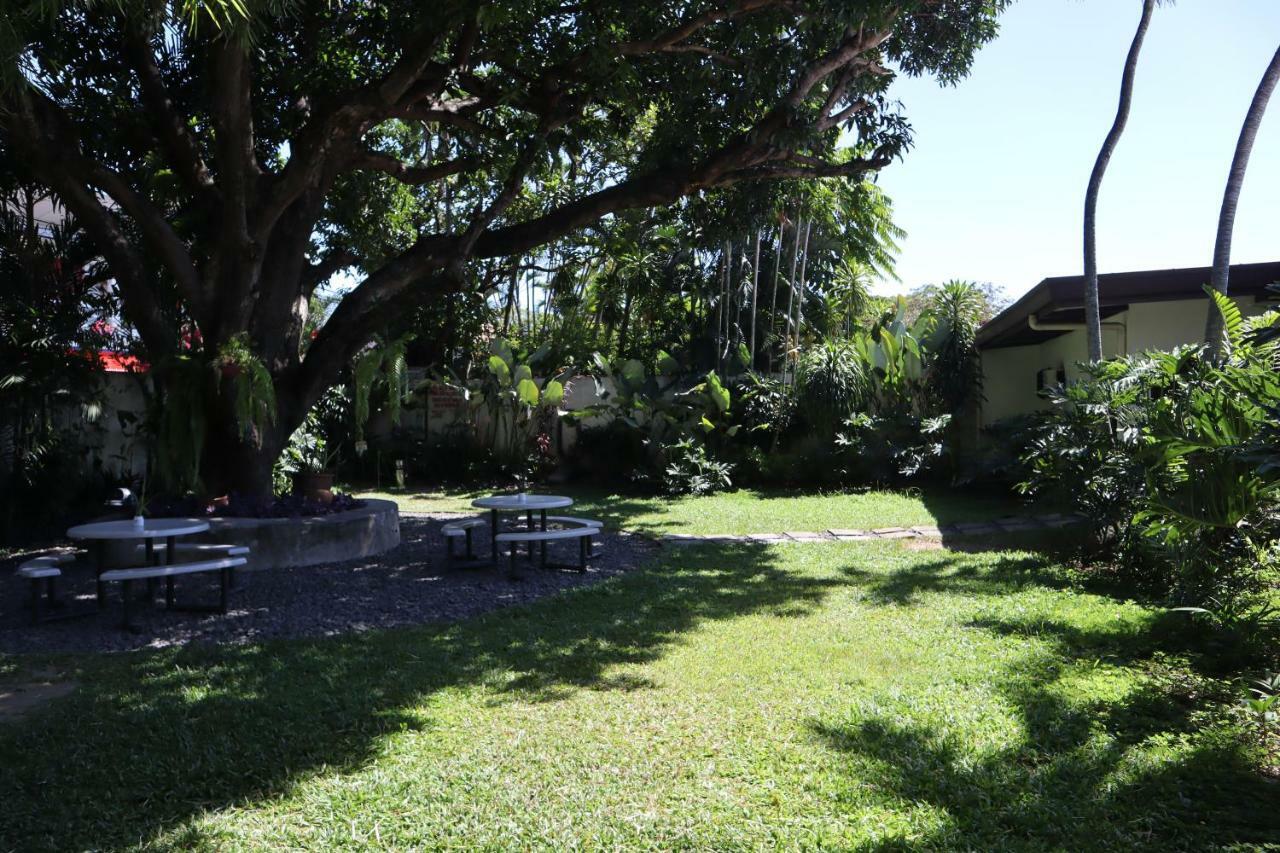Domicilio Lorenzo Davao Bagian luar foto