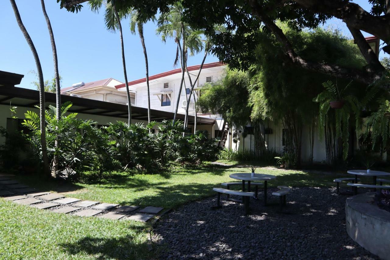 Domicilio Lorenzo Davao Bagian luar foto